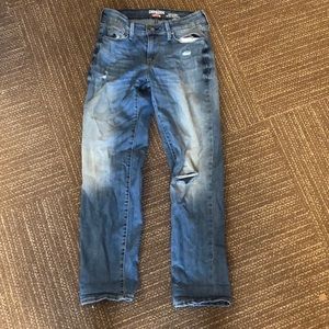 Super cute Low rise, cuffed jeans